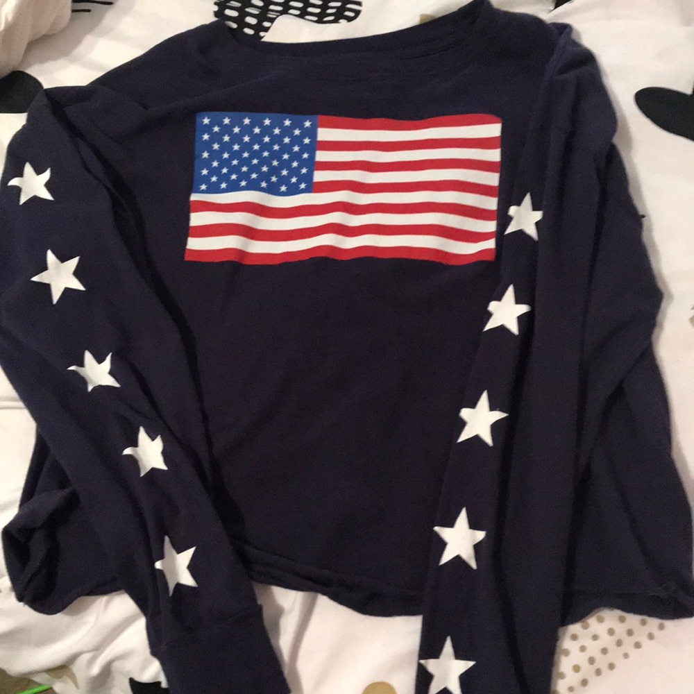 Shirt size large fifth sun